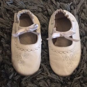 Robeez baby walking shoes